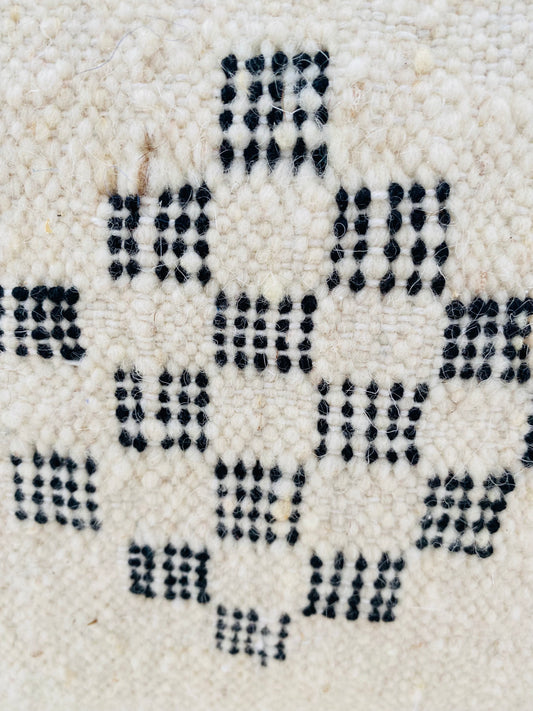 coussin Kilim en laine berbère marocain